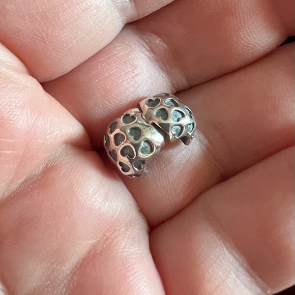 Pandora black hearts charm clip for bracelets - Picture 4 of 6